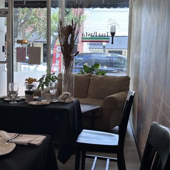 Tua Pasta - Inside - Italian Near Me - Bartow, Florida