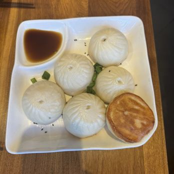 Kungfu Kitchen - Shanghai Pan-Fried Pork Buns - Dim Sum Near Me - Orlando, Florida Kungfu Kitchen - Shanghai Pan-Fried Pork Buns - Dim Sum Near Me - Orlando, Florida