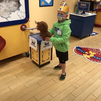 Build-A-Bear Workshop - Hug Station - Toy Stores Near Me - Boise, Idaho Build-A-Bear Workshop - Hug Station - Toy Stores Near Me - Boise, Idaho