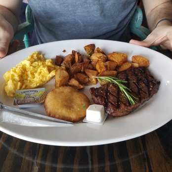 Bay Local Eatery - New American Near Me - Virginia Beach, Virginia