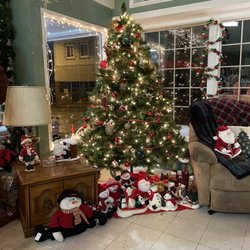 Eagle's Nest Resale Shop