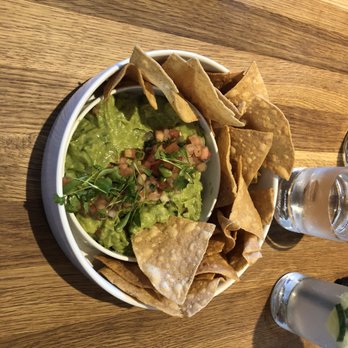 Earls Kitchen + Bar - New American Near Me - Orlando, Florida Earls Kitchen + Bar - New American Near Me - Orlando, Florida