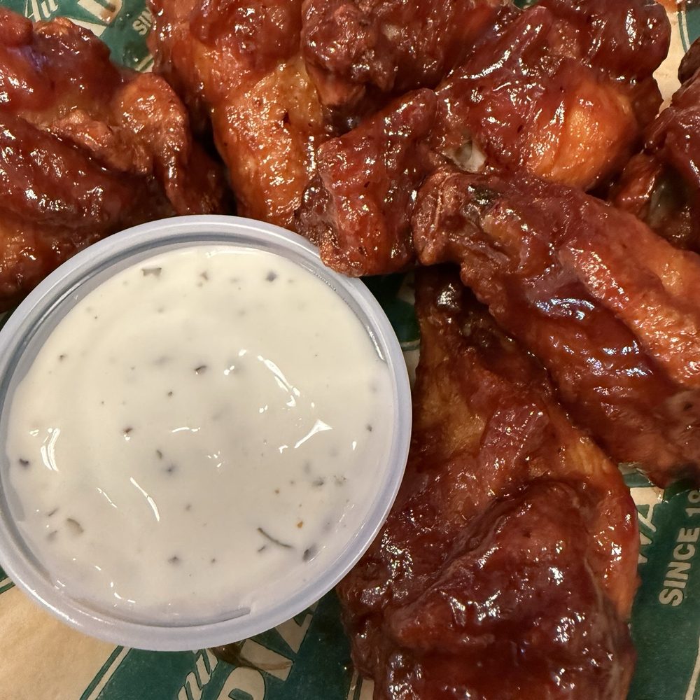 Broadway Bar & Pizza - BBQ bone in Boneless Wings - Regular Size - Pizza Near Me - Maple Grove, Minnesota