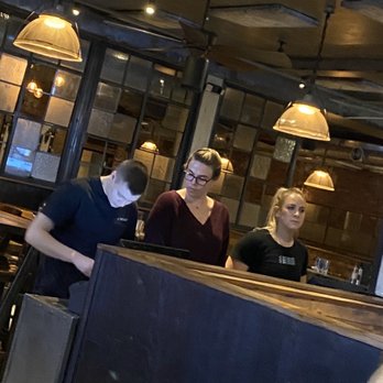 The Broadway - Pat on the left our server was okay. Molly the uber under qualified "manager" - Pizza Near Me - Boston, Massachusetts