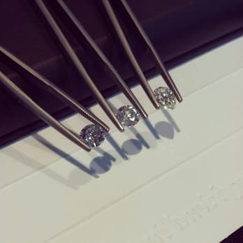 Shane Co. - Comparing carats - Jewelry Near Me - Scottsdale, Arizona Shane Co. - Comparing carats - Jewelry Near Me - Scottsdale, Arizona