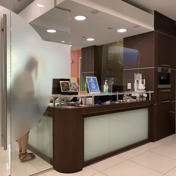 Symphony Dental - Front desk - Orthodontists Near Me - Los Angeles, California Symphony Dental - Front desk - Orthodontists Near Me - Los Angeles, California
