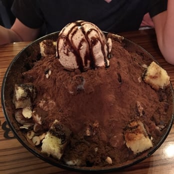 Breeze Bakery Cafe - Bakeries Near Me - Annandale, Virginia