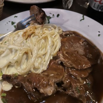 Virgilio's - Roaster lamb with fettuccine Alfredo. Very good! - Italian Near Me - Charlotte Amalie, Virgin Islands Virgilio's - Roaster lamb with fettuccine Alfredo. Very good! - Italian Near Me - Charlotte Amalie, Virgin Islands