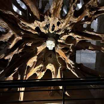Slate Theory Winery - Wine Tasting Room Near Me - Fredericksburg, Texas