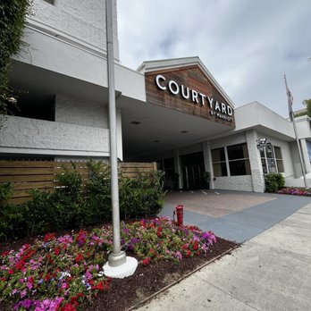 Courtyard by Marriott Long Beach Downtown - Hotels Near Me - Long Beach, California