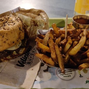 Velicious Burger - Burger Gigolo et frites - Vegan Near Me - Strasbourg, 67