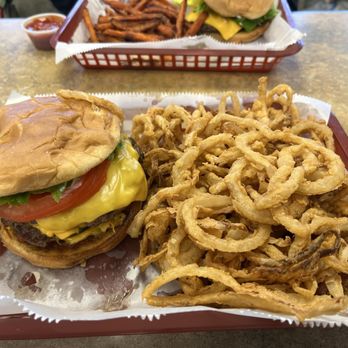Uncle Tony's - Double cheeseburger with onion rings - Burgers Near Me - Porter, Texas Uncle Tony's - Double cheeseburger with onion rings - Burgers Near Me - Porter, Texas