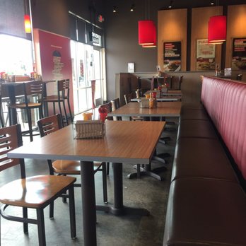 Smashburger - Clean - Burgers Near Me - Carson, California