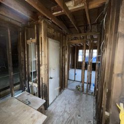 Gonzalez Roofing - Bathroom (Picture 1)