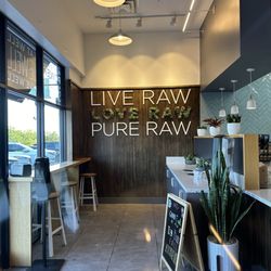 Pure Raw Juice - Inside