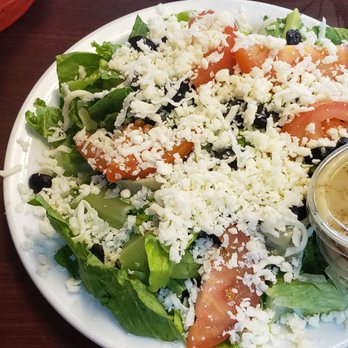 Enzos Pizza - Massive salad portions - Pizza Near Me - Riverside, California
