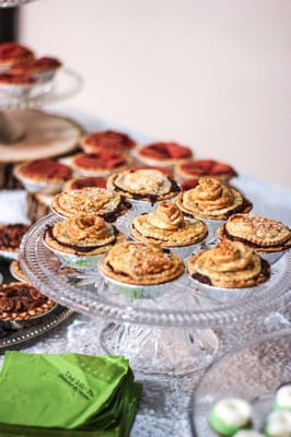 Uncle Willie's Pies by null