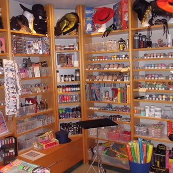 Deinparadies.ch - Unser neu eingerichteter Schminkbereich im Zauber- & Theaterparadies in Zürich - Cosmetics & Beauty Supply Near Me - Zürich, ZH Deinparadies.ch - Unser neu eingerichteter Schminkbereich im Zauber- & Theaterparadies in Zürich - Cosmetics & Beauty Supply Near Me - Zürich, ZH