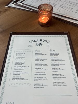Lola Rose by null
