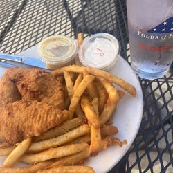 River Road Tavern - Chicken fingers and Fries