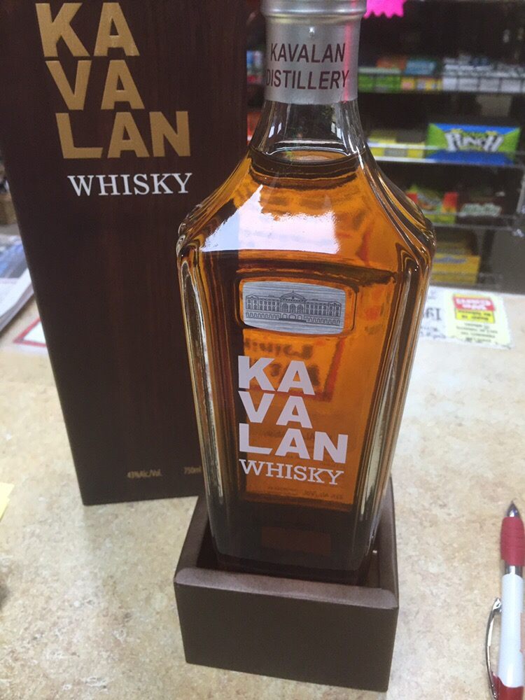 HILLCREST BEER WINE & SPIRITS Updated October 2024 1090 W Patrick