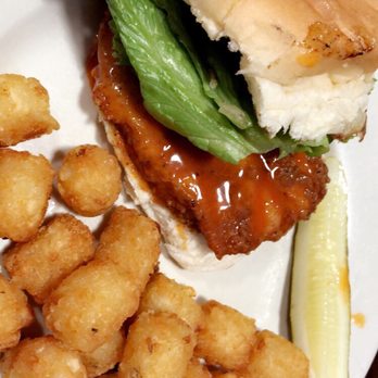 Lincoln Depot - Buffalo Chicken Sandwich - Cocktail Bars Near Me - Saint Cloud, Minnesota