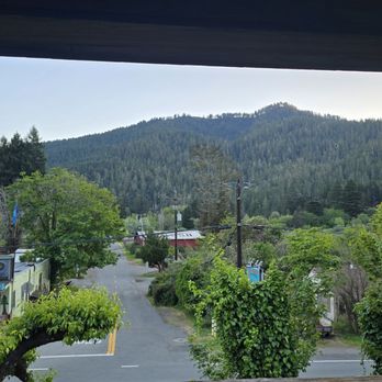 Myers Inn - View - Hotels Near Me - Myers Flat, California Myers Inn - View - Hotels Near Me - Myers Flat, California