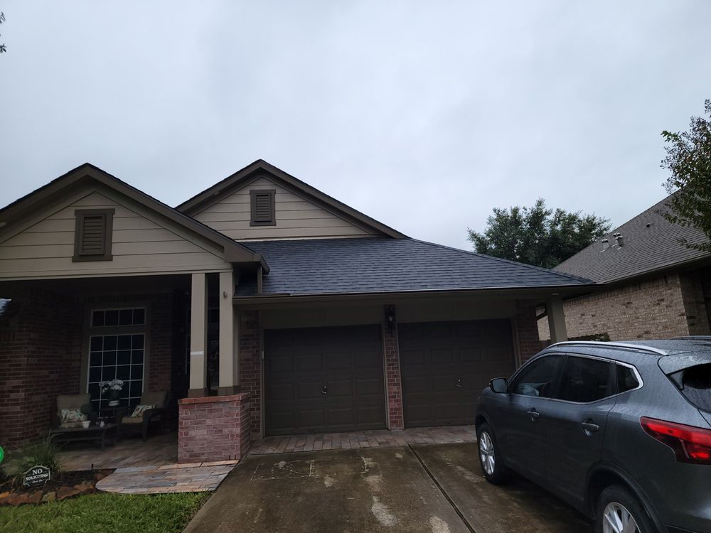 Slide of Premiere Contractors | Roofing