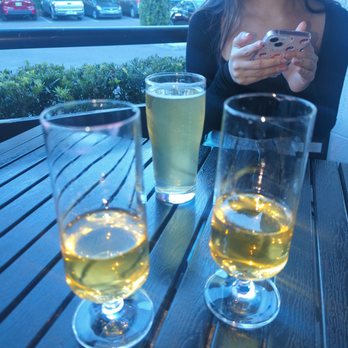 Sideward Brewing Co - Yummy Honey Wine Time - Breweries Near Me - Orlando, Florida
