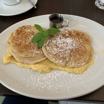 Waffelhaus & Restaurant  - Lemon Curd Pancakes. Like a key lime pie for breakfast. - Waffles Near Me - Garmisch-Partenkirchen, BY