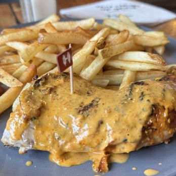 Nando's Peri-Peri - Portuguese Near Me - Vancouver, British Columbia