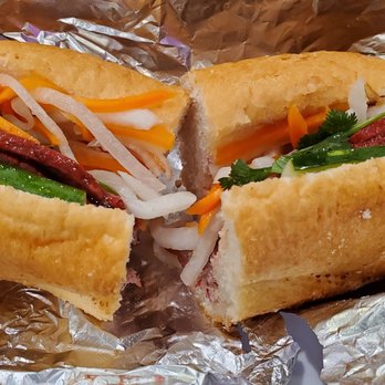 Basil's Café - Vietnamese Near Me - Long Beach, Mississippi Basil's Café - Vietnamese Near Me - Long Beach, Mississippi
