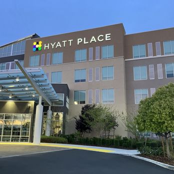 Hyatt Place Bakersfield - Hotels Near Me - Bakersfield, California