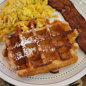 Moab Garage Co. - Breakfast platter - Coffee & Tea Near Me - Moab, Utah Moab Garage Co. - Breakfast platter - Coffee & Tea Near Me - Moab, Utah