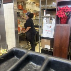 Little Caesars Pizza - The rude lady