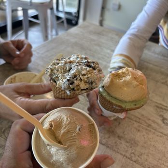 Hammond's Gourmet Ice Cream - Ice Cream & Frozen Yogurt Near Me - Honolulu, Hawaii Hammond's Gourmet Ice Cream - Ice Cream & Frozen Yogurt Near Me - Honolulu, Hawaii