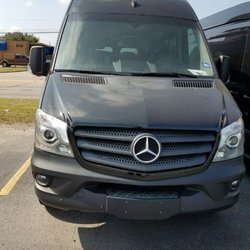 Stamax Limousine & Town Car Service