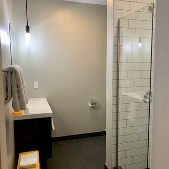 Hotel Kilbourne - If you've stayed in a 21C, then you'll be familiar with the design and amenities. - Hotels Near Me - Sandusky, Ohio