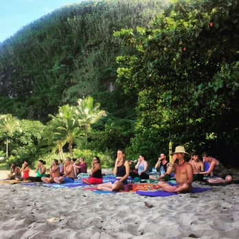 Beach Yoga Kauai - Yoga Near Me Beach Yoga Kauai - Yoga Near Me