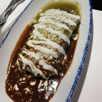 Lawrence Hall - Chicken tamal - Food Court Near Me - Pittsburgh, Pennsylvania Lawrence Hall - Chicken tamal - Food Court Near Me - Pittsburgh, Pennsylvania
