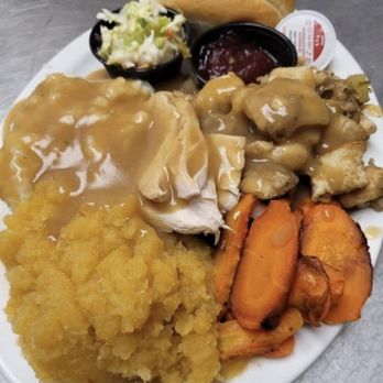 The Yard - Roast Turkey with all the fixings - Smokehouse Near Me - Owen Sound, Ontario The Yard - Roast Turkey with all the fixings - Smokehouse Near Me - Owen Sound, Ontario