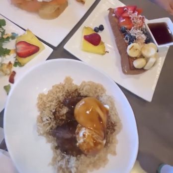 Moena Café - Loco moco with two poached eggs, fruity French toast, salmon eggs Benedict - Cafes Near Me - Honolulu, Hawaii Moena Café - Loco moco with two poached eggs, fruity French toast, salmon eggs Benedict - Cafes Near Me - Honolulu, Hawaii