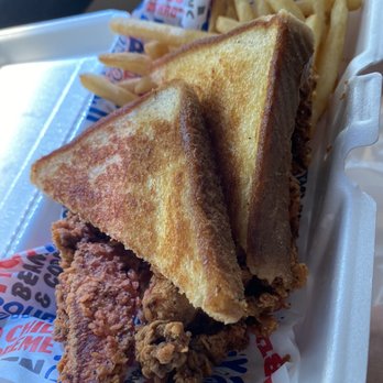 Boomarang Diner - Chicken tenders - Diners Near Me - Edmond, Oklahoma