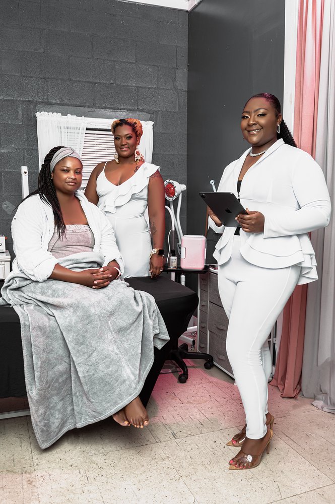 THE VANITY ROOM BEAUTY SPA Updated September 2024 30 Photos 4153