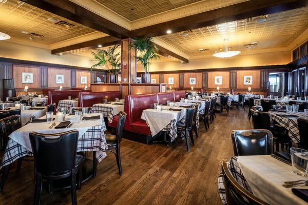 Gibsons Bar & Steakhouse by null