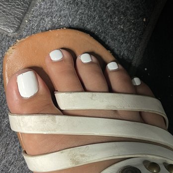 Crystal's Nails & Spa - Nail Salons Near Me - Lakeside, California