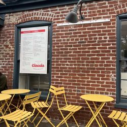 Ciaccia - Menu and seating