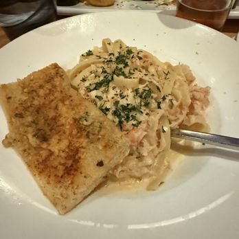 Market Broiler - Fettuccini Alfredo with Crab - Seafood Near Me - Fremont, California Market Broiler - Fettuccini Alfredo with Crab - Seafood Near Me - Fremont, California