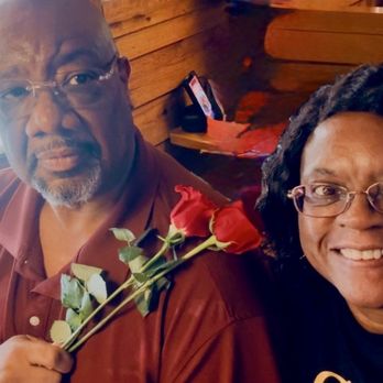 Texas Roadhouse - Thank you Bracus for the roses! - Steakhouses Near Me - Ocoee, Florida