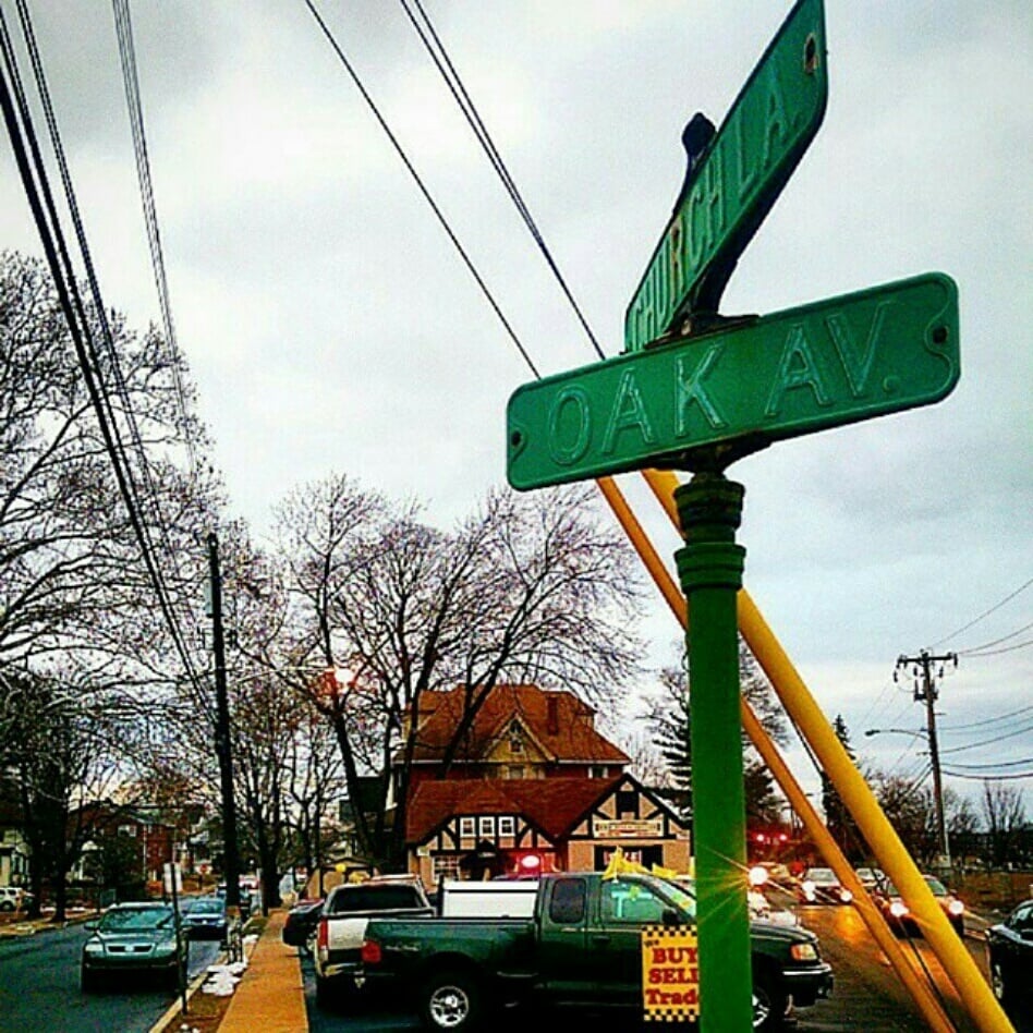 MICHAEL’S USED CAR LOT Updated August 2024 25 Oak Ave, East